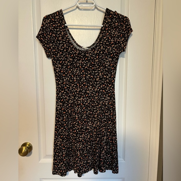 Womens Floral Dress - Picture 2 of 2